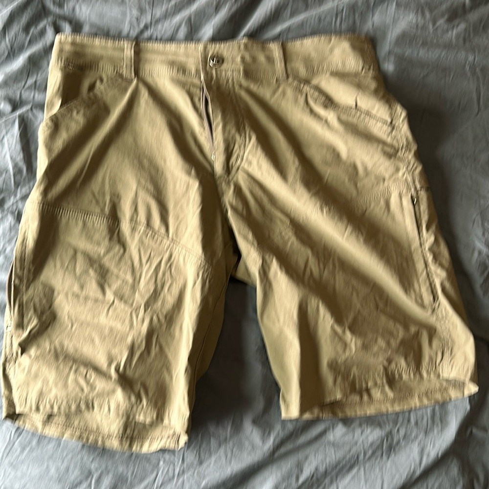 Kuhl Renegade shorts 36”